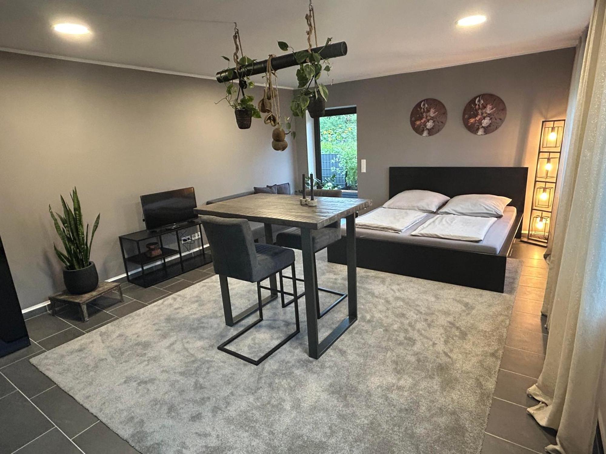 Cosy Bungalow-Apartment In Ruhiger Toplage - Naehe Duesseldorf 크레펠트 외부 사진